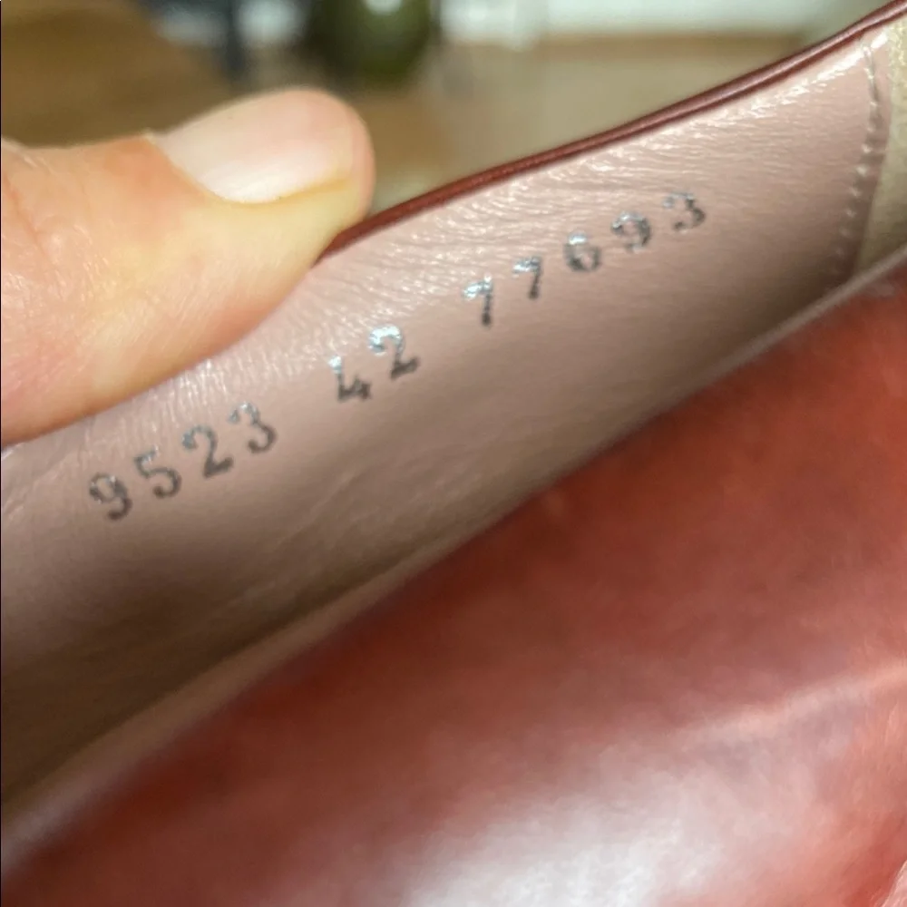 BeautiFeel Brown Heels with contrasting toe cap Detail. Sample. NWOB